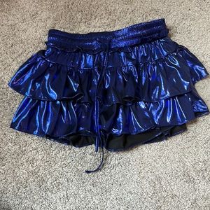 NWT day+moon skirt super cute and shiny blue